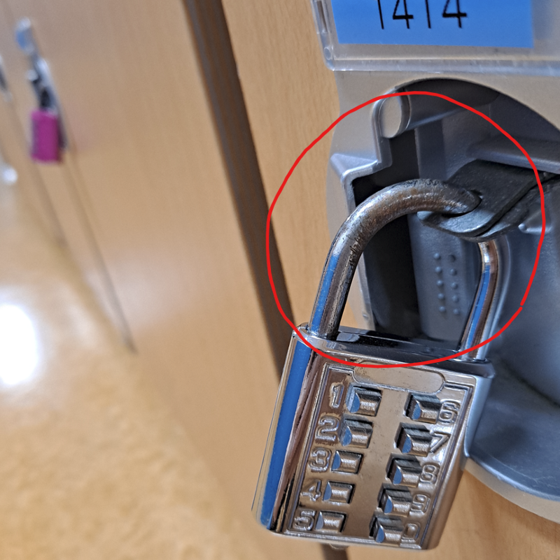 자물쇠 부식 사례.png